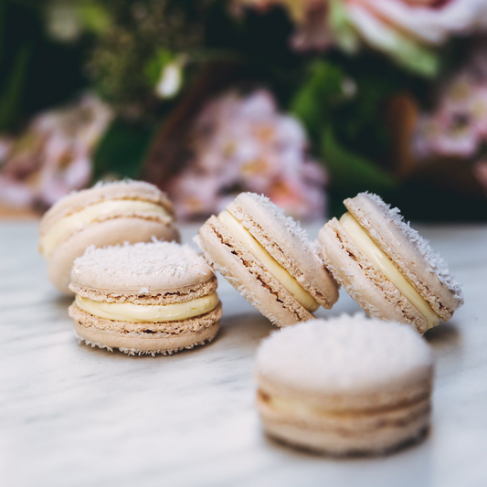 Coconut Macaron (6pcs)